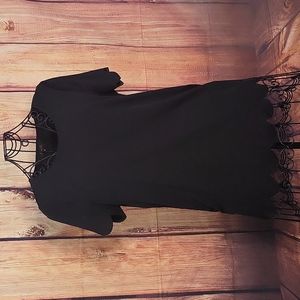 Amaryllis Scallop sleeve Blouse | Size M